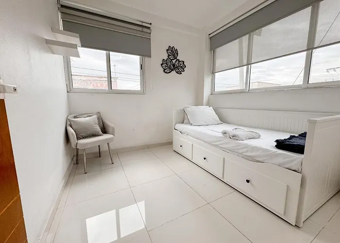 Beautiful Apartment, Airport, Downtown, Foro Sol *